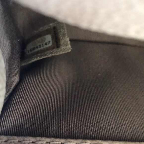 ❤️SOLD! ❤️ Authentic CHANEL Small Boy Bag - Picture 6 of 8